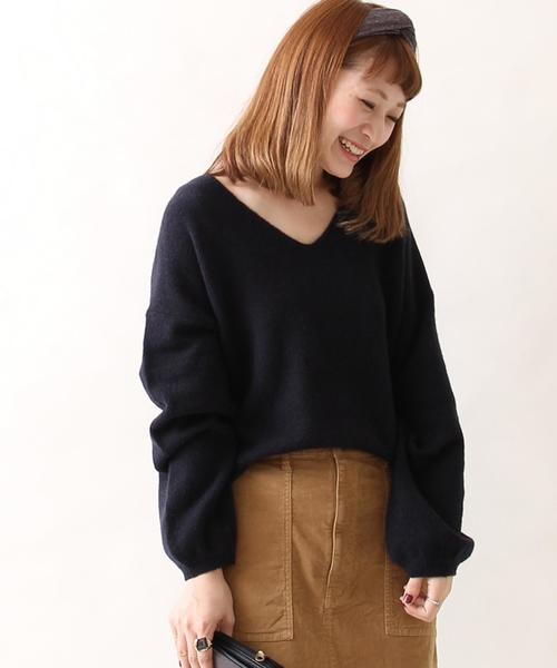 coen（コーエン）の「ボリュームスリーブVネックプルオーバーニット（ニット/セーター・レディース・ライトグレー/ネイビー/ライトピンク/ホワイト/ダークグレー・FREE）」の4枚目の写真