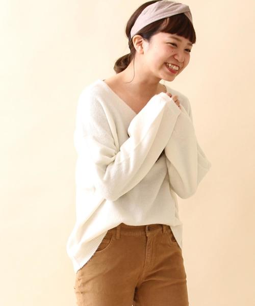 coen（コーエン）の「ボリュームスリーブVネックプルオーバーニット（ニット/セーター・レディース・ライトグレー/ネイビー/ライトピンク/ホワイト/ダークグレー・FREE）」の2枚目の写真