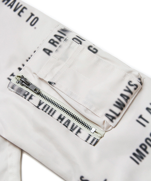 JACKROSE(ジャックローズ)の「脱着フード英字転写リバーシブルMA-1 (MA-1・メンズ・ブラック/アイボリー・L/M/XL)」の20枚目の写真