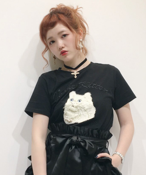 onespo(ワンスポ)の「NOBLE KITTEN Tシャツ(Tシャツ/カットソー・レディース・ホワイト/ブラック/ブルー/ライトピンク・M)」の3枚目の写真