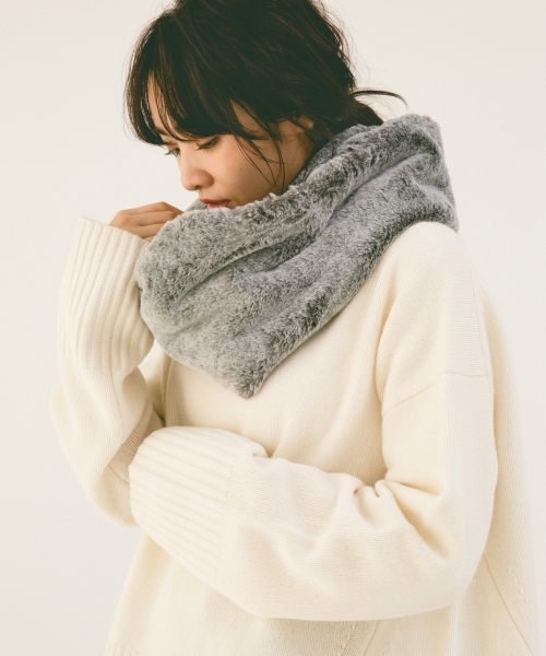 A part by（アパートバイ）の「エコファースヌード 778503（ストール/ショール・レディース・チャコールグレー/ダークブラウン・FREE）」の10枚目の写真