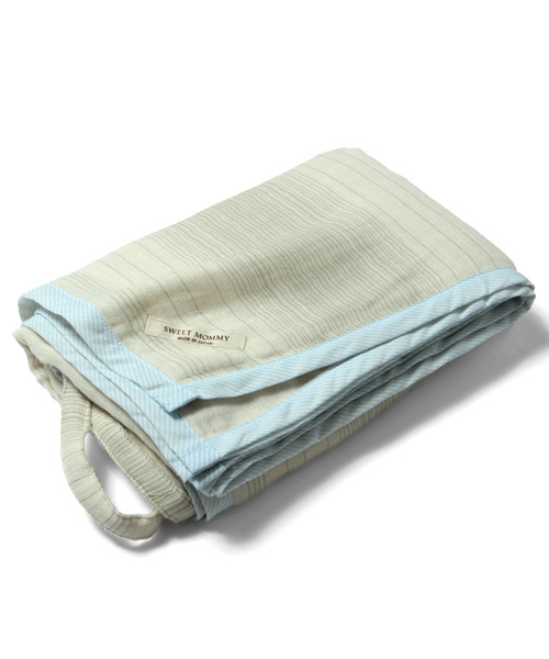 SweetMommy（スウィートマミー）の「授乳ケープにもなる 3重ガーゼおくるみ（おくるみ・キッズ・ネイビー/オレンジ/グレー/ブルー系その他/ブルー/グレー系その他/シャーベット/ブルー系その他2・FREE）」の2枚目の写真