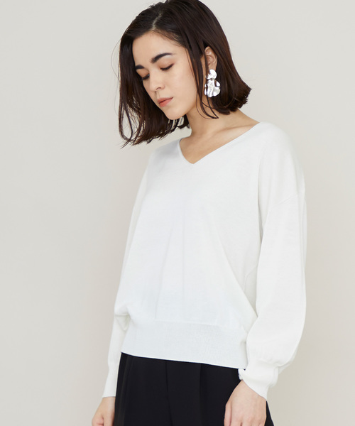 STUDIOUS(ステュディオス)の「STUDIOUS ウォッシャブル ホールガーメント Vネックニット(ニット/セーター・レディース・オフホワイト/ベージュ/ネイビー/ラベンダー/イエロー・FREE)」の12枚目の写真