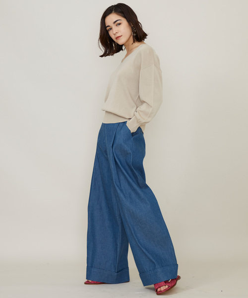 STUDIOUS(ステュディオス)の「STUDIOUS ウォッシャブル ホールガーメント Vネックニット(ニット/セーター・レディース・オフホワイト/ベージュ/ネイビー/ラベンダー/イエロー・FREE)」の19枚目の写真