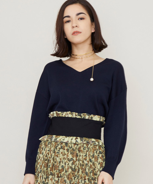 STUDIOUS(ステュディオス)の「STUDIOUS ウォッシャブル ホールガーメント Vネックニット(ニット/セーター・レディース・オフホワイト/ベージュ/ネイビー/ラベンダー/イエロー・FREE)」の20枚目の写真