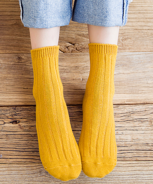 Fun & Daily（ファンアンドデイリー）の「F&D : ワイドリブコットンソックス（ソックス/靴下・レディース・アイボリー/グレー/ブラウン/ブルーグリーン/マスタード/チャコールグレー/ブラック/レッド/グリーン・FREE）」の9枚目の写真