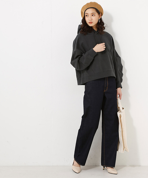 AZUL by moussy（アズールバイマウジー）の「袖ボリュームフーディPO（パーカー・レディース・トップグレー/ライトブラック/オフホワイト・FREE）」の18枚目の写真