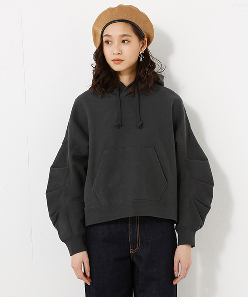 AZUL by moussy（アズールバイマウジー）の「袖ボリュームフーディPO（パーカー・レディース・トップグレー/ライトブラック/オフホワイト・FREE）」の15枚目の写真