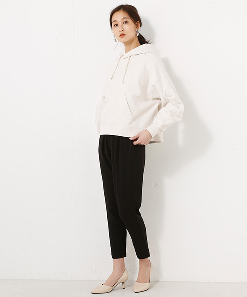 AZUL by moussy（アズールバイマウジー）の「袖ボリュームフーディPO（パーカー・レディース・トップグレー/ライトブラック/オフホワイト・FREE）」の19枚目の写真