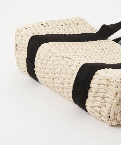 MERLOT（メルロー）の「テープカゴバッグ110-2437（かごバッグ・レディース・キナリ/ベージュ・FREE）」の6枚目の写真