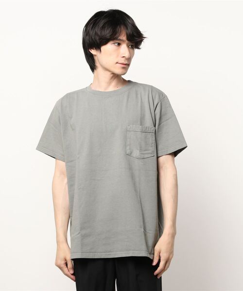 Goodwear(Since1983)（グッドウェア）の「【MADE IN USA】S/S POCKET TEE -SALE　/ショートスリーブ ポケットT（Tシャツ/カットソー・メンズ・ブラック系その他/グリーン系その他/ブルー系その他/レッド系その他/オレンジ系その他/グレー系その他/ブラウン系その他/グリーン系その他2/イエロー系その他/パープル系その他/ベージュ系その他/パープル/ローズ/オレンジ系/チェリーピンク/レッド/サンドベージュ/グリーン系その他4/レモンイエロー/グレー/オリーブドラブ/ブルーグラス/イエロー系その他2/グレー系その他2/グリーン系その他5/ブルー系その他2・MEDIUM/LARGE/SMALL/X-LARGE）」の3枚目の写真