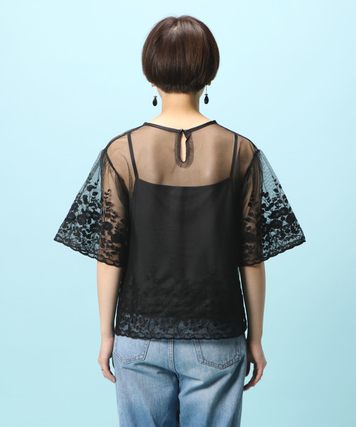 notch.(ノッチ)の「チュール刺繍プルオーバーアンサンブル (シャツ/ブラウス・レディース・オフホワイト/ブラック・M)」の6枚目の写真