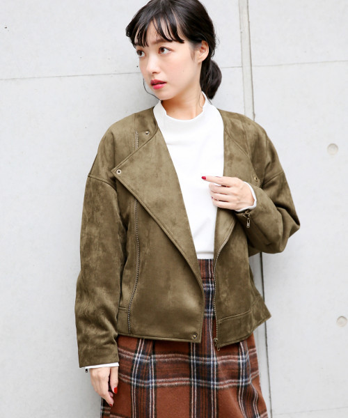 LOWRYS FARM(ローリーズファーム)の「WEB限定BIGライダース 805093(ライダースジャケット・レディース・ブラウン/グレイッシュベージュ/カーキ・MEDIUM/LARGE)」の3枚目の写真