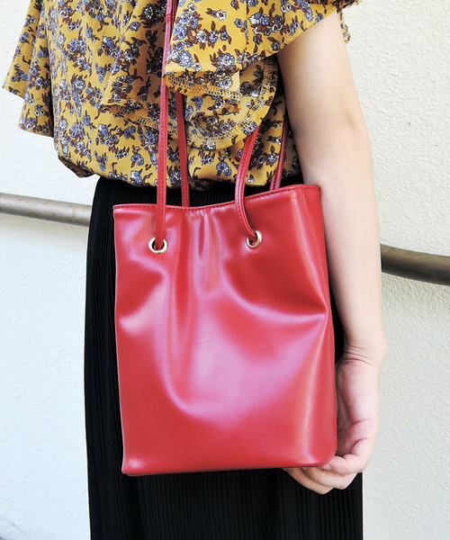 minia(ミニア)の「巾着ショルダーバッグ(ショルダーバッグ・レディース・ブラック/グリーン系その他/イエロー/レッド/レッド系その他/オレンジ系その他・FREE)」の12枚目の写真