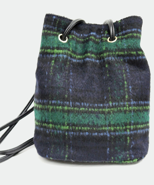 minia(ミニア)の「巾着ショルダーバッグ(ショルダーバッグ・レディース・ブラック/グリーン系その他/イエロー/レッド/レッド系その他/オレンジ系その他・FREE)」の17枚目の写真