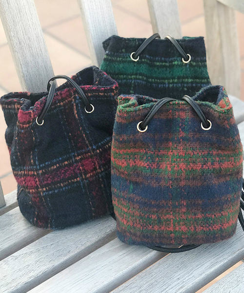 minia(ミニア)の「巾着ショルダーバッグ(ショルダーバッグ・レディース・ブラック/グリーン系その他/イエロー/レッド/レッド系その他/オレンジ系その他・FREE)」の16枚目の写真