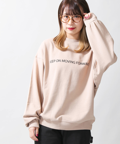 WEGO（ウィゴー）の「WEGO/シンプルロゴプリントスウェット（スウェット・レディース・ベージュ/オフホワイト/ブラック/ピンク・FREE）」の4枚目の写真