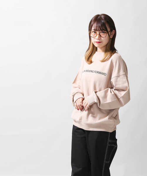 WEGO（ウィゴー）の「WEGO/シンプルロゴプリントスウェット（スウェット・レディース・ベージュ/オフホワイト/ブラック/ピンク・FREE）」の13枚目の写真