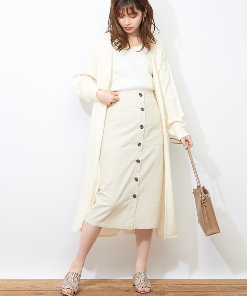 natural couture(ナチュラルクチュール)の「多釦使いカラーゆるタイト(スカート・レディース・ブラック/ベージュ/イエロー・FREE)」の3枚目の写真