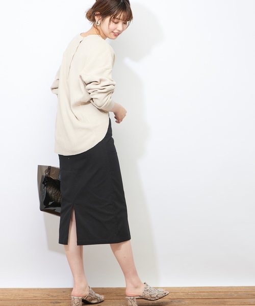 natural couture(ナチュラルクチュール)の「多釦使いカラーゆるタイト(スカート・レディース・ブラック/ベージュ/イエロー・FREE)」の5枚目の写真