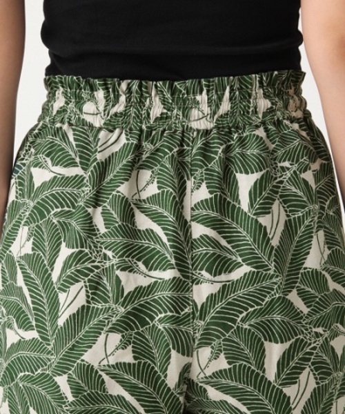 A part by（アパートバイ）の「R/Lリーフムジイージーパンツ　838841（その他パンツ・レディース・レッド/ブラック系その他/ナチュラル/グリーン系その他・FREE）」の15枚目の写真