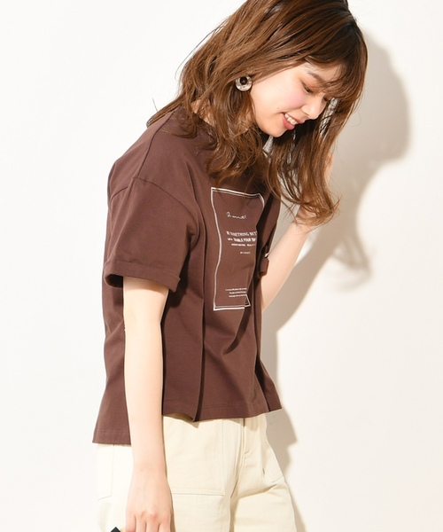 natural couture(ナチュラルクチュール)の「フレームロゴTシャツ(Tシャツ/カットソー・レディース・ライトグレー/ブラック/シルバー/アイボリー・FREE)」の2枚目の写真