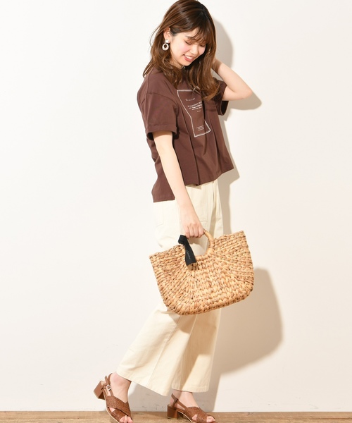 natural couture(ナチュラルクチュール)の「フレームロゴTシャツ(Tシャツ/カットソー・レディース・ライトグレー/ブラック/シルバー/アイボリー・FREE)」の15枚目の写真