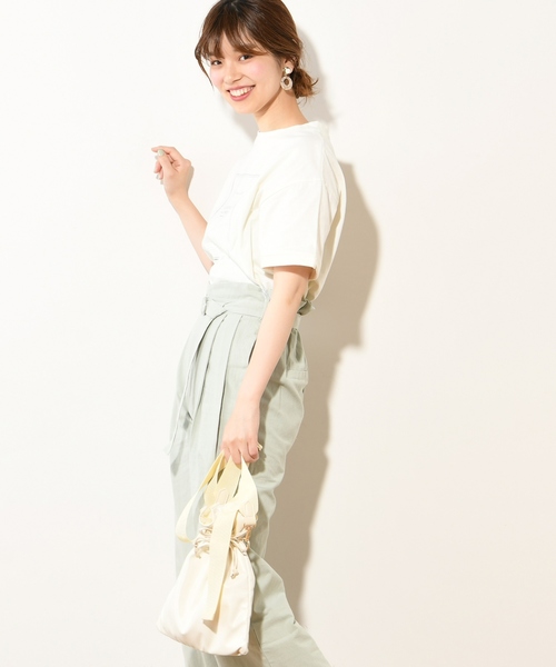 natural couture(ナチュラルクチュール)の「フレームロゴTシャツ(Tシャツ/カットソー・レディース・ライトグレー/ブラック/シルバー/アイボリー・FREE)」の19枚目の写真