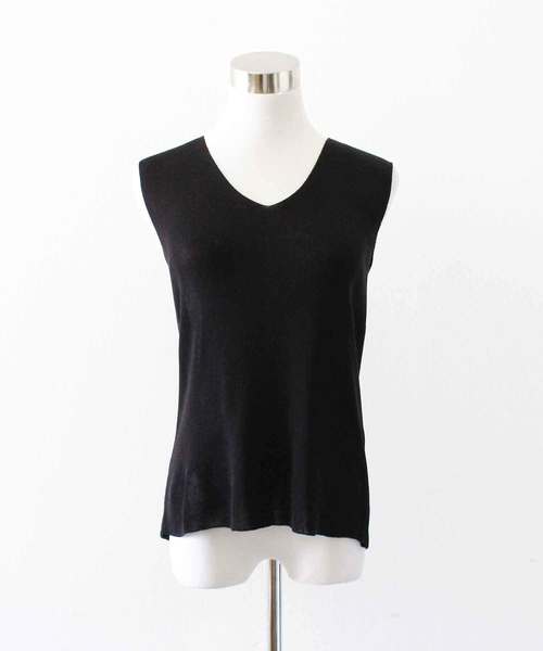 MODE ROBE（モードローブ）の「Vネックノースリトップス（タンクトップ・レディース・ホワイト/ブラック/ベージュ/ブラウン/ブルー・FREE）」の8枚目の写真