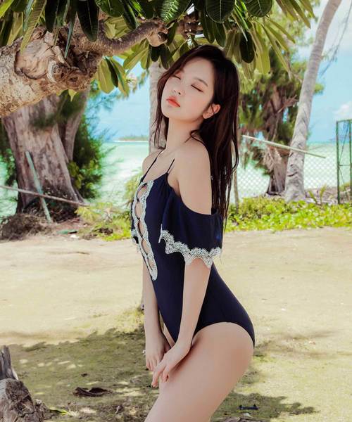 Dalfwin（ダールフィン）の「オフショルダーレースモノキニ（水着・レディース・ホワイト/ネイビー/アーミー・LL/L/M/S）」の7枚目の写真