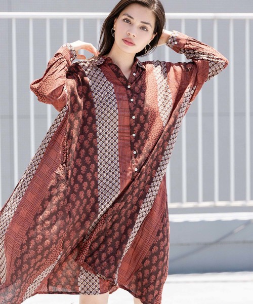 ROOPTOKYO(ループトウキョウ)の「総柄ロングシャツワンピース(ワンピース・レディース・ブラック/ネイビー/ブラウン・M)」の3枚目の写真
