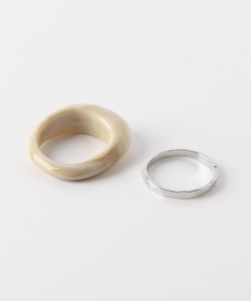 SMELLY（スメリー）の「2セットリング（リング・レディース・シルバー系その他/ゴールド系その他・-）」の4枚目の写真