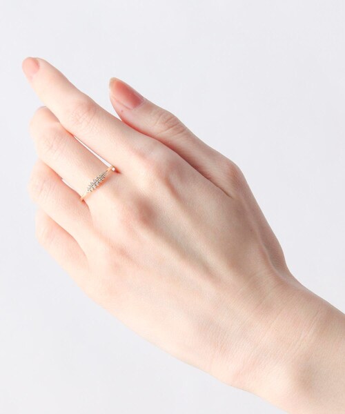 COCOSHNIK(ココシュニック)の「K10ダイヤモンド グラデーション リング(リング・レディース・アイボリー系・10号/12号/14号)」の8枚目の写真