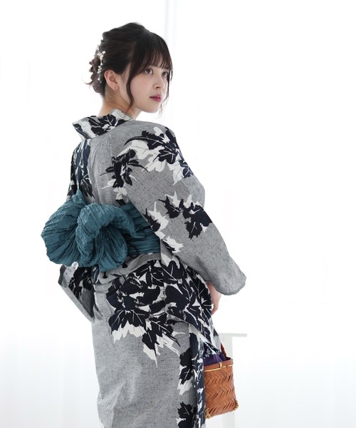 注染浴衣3点セット 上品グレーにモノトーンの花 浴衣 Utatane ウタタネ のファッション通販 Zozotown