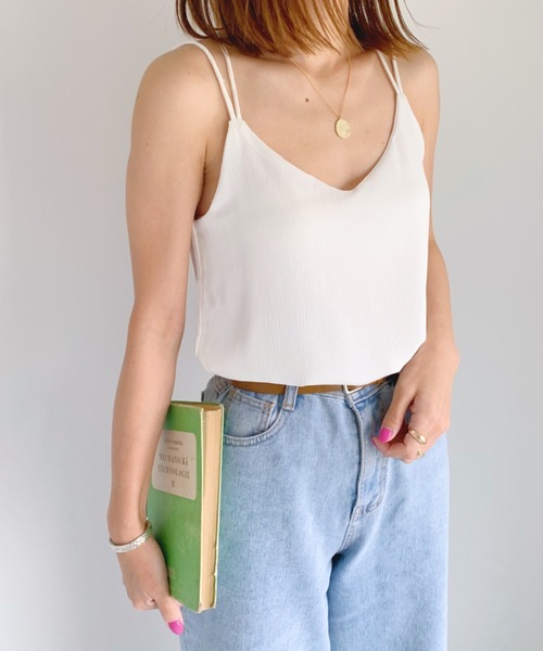 CLEA（クレア）の「バック クロス 楊柳 シフォン キャミソール（キャミソール・レディース・オリーブ/サックスブルー/ブラック/ホワイト/ピンクベージュ/ライトパープル・FREE）」の3枚目の写真