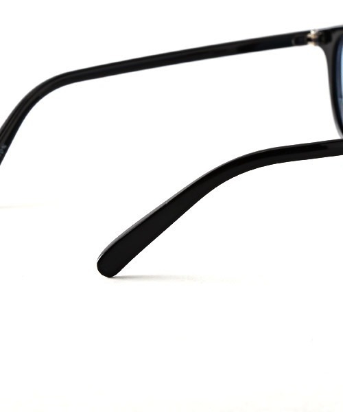 LUXSTYLE(ラグスタイル)の「スクエアサングラス(サングラス・メンズ・ライトブルー/ライトブラウン/クリアブラック/スモーク/ブラック×グレー・FREE)」の15枚目の写真