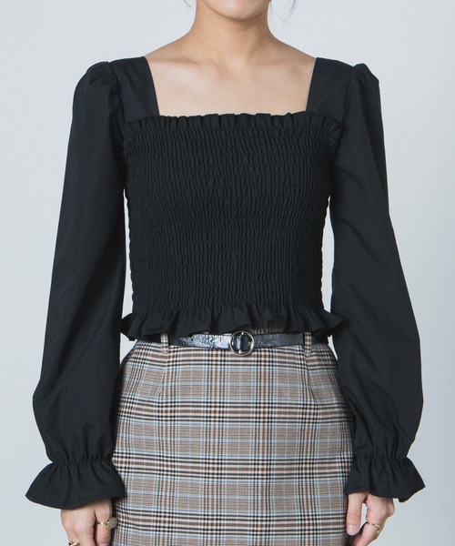 WEGO(ウィゴー)の「WEGO/シャーリングスクエアネックブラウス(シャツ/ブラウス・レディース・カーキ/アイボリー/ブラック/ホワイト/グレー系その他2/ベージュ系その他2・FREE)」の19枚目の写真