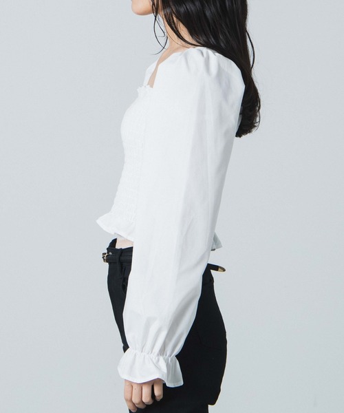 WEGO(ウィゴー)の「WEGO/シャーリングスクエアネックブラウス(シャツ/ブラウス・レディース・カーキ/アイボリー/ブラック/ホワイト/グレー系その他2/ベージュ系その他2・FREE)」の20枚目の写真