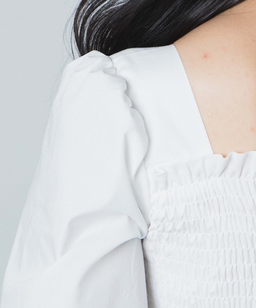 WEGO(ウィゴー)の「WEGO/シャーリングスクエアネックブラウス(シャツ/ブラウス・レディース・カーキ/アイボリー/ブラック/ホワイト/グレー系その他2/ベージュ系その他2・FREE)」の22枚目の写真