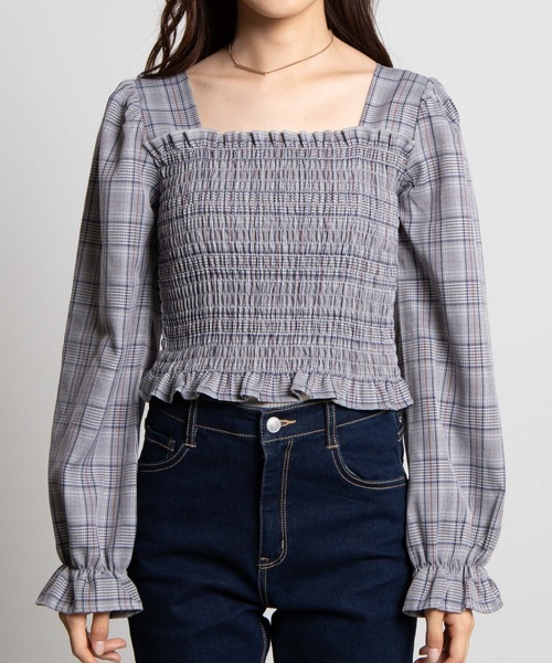 WEGO(ウィゴー)の「WEGO/シャーリングスクエアネックブラウス(シャツ/ブラウス・レディース・カーキ/アイボリー/ブラック/ホワイト/グレー系その他2/ベージュ系その他2・FREE)」の8枚目の写真