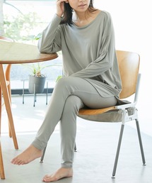 VIS（ビス）の「【ViSage】【セットアップ】カップ付きチュニックプルオーバー（ルームウェア/パジャマ）」