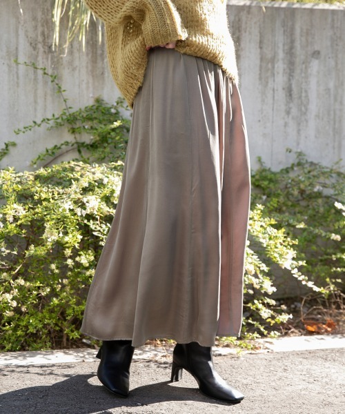 A part by（アパートバイ）の「キュプライージーマキシスカート　924579（スカート・レディース・ライトベージュ/ブラウン系その他2/パープル系その他2/チャコールグレー・FREE）」の3枚目の写真