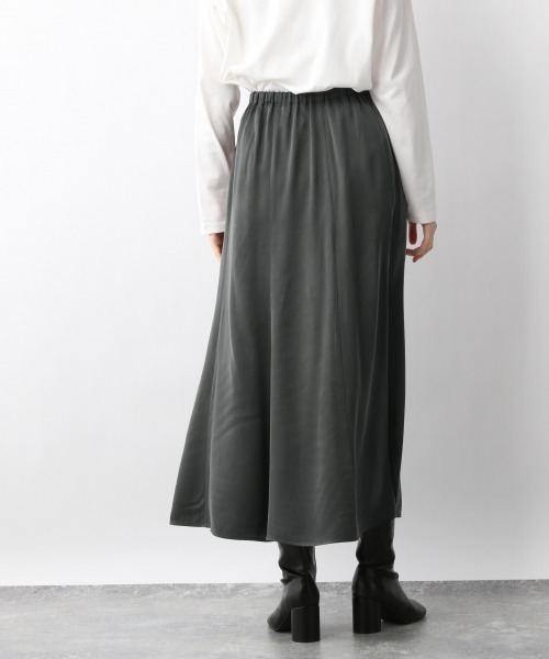 A part by（アパートバイ）の「キュプライージーマキシスカート　924579（スカート・レディース・ライトベージュ/ブラウン系その他2/パープル系その他2/チャコールグレー・FREE）」の17枚目の写真