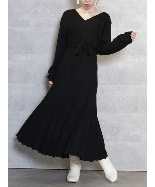 dazzlin（ダズリン）の「カシュクールニットワンピース（ワンピース・レディース・ブラック/ベージュ/ブラウン・FREE）」の2枚目の写真