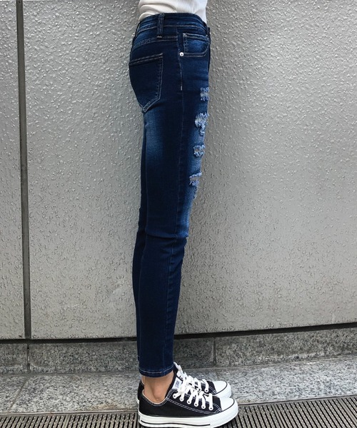 meJane(ミージェーン)の「ブロークンシールドスキニーパンツ(デニムパンツ・レディース・ブルー/インディゴブルー/ブラック・M/S)」の17枚目の写真
