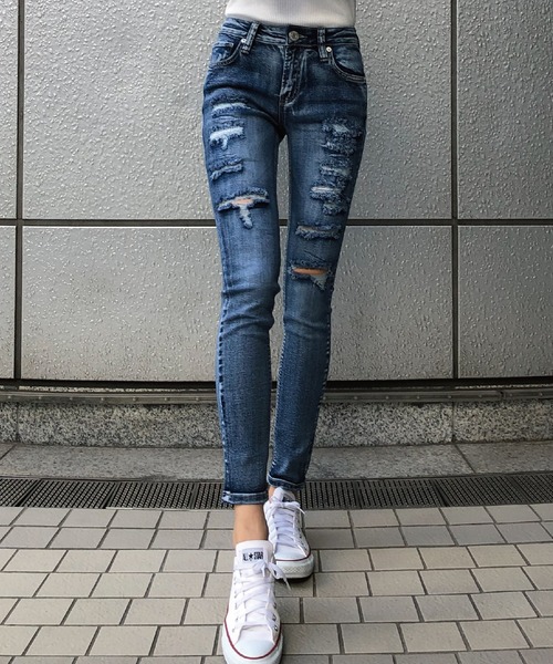 meJane(ミージェーン)の「ブロークンシールドスキニーパンツ(デニムパンツ・レディース・ブルー/インディゴブルー/ブラック・M/S)」の12枚目の写真