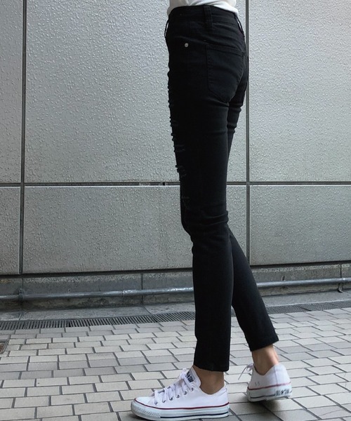 meJane(ミージェーン)の「ブロークンシールドスキニーパンツ(デニムパンツ・レディース・ブルー/インディゴブルー/ブラック・M/S)」の5枚目の写真