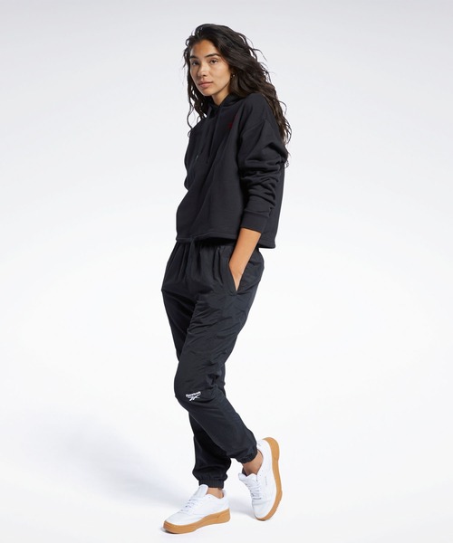 Reebok（リーボック）の「CL VALENTINES DAY HOODIE（パーカー・レディース・ホワイト/ブラック・SMALL/MEDIUM/LARGE/X-LARGE）」の11枚目の写真