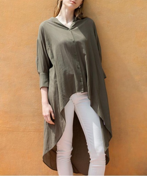 LUGIVA（ルギヴァ）の「綿ボイルフレアブラウス（シャツ/ブラウス・レディース・ブラック/オフホワイト/ライトグリーン/カーキ・M）」の3枚目の写真