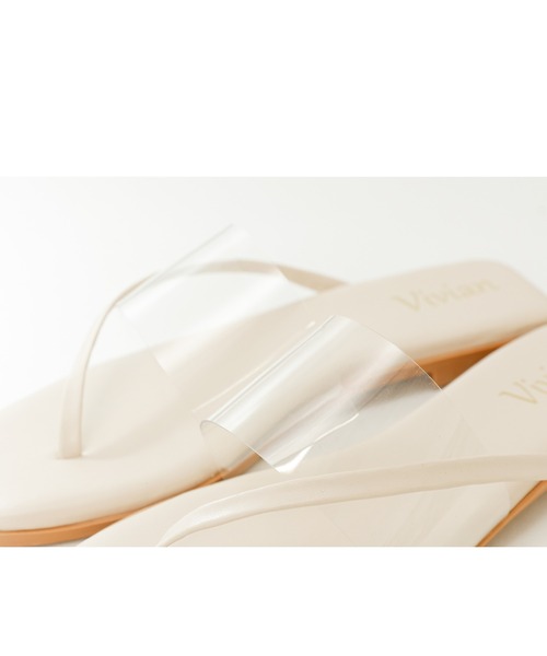 VIVIAN（ヴィヴィアン）の「スクエアトゥクリアバンドトングフラットサンダル（サンダル・レディース・ブラック/グリーン/アイボリー/パイソン・S/M/L/LL）」の10枚目の写真